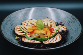 Gegrilltes Gemüse klein