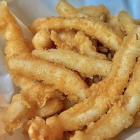 46. Calamari Saltati con Sale e Pepe