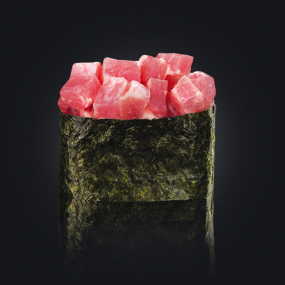 G3. Gunkan Spicy Tuna