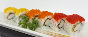 M16. Uramaki Tobiko