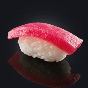 N2. Nigiri Tuna