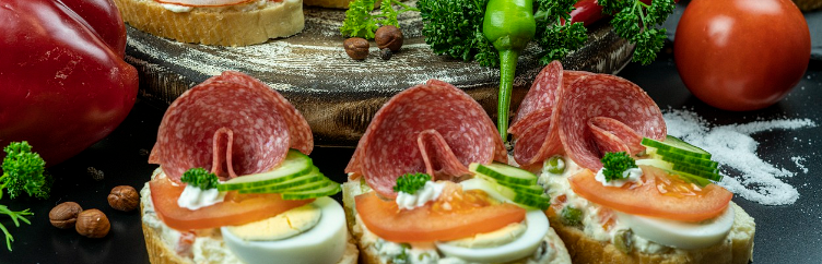 ~ Mezeler ~ Vorspeisen | Hors D'oeuvres