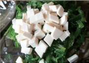 9 Tofu Con Wakame