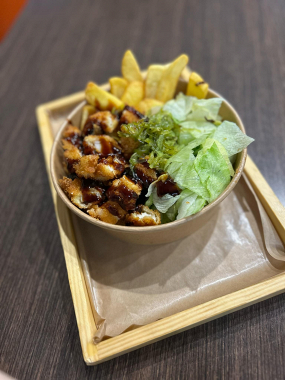 Japan Bowl z frytkami