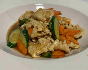 415 POLLO* CON VERDURE