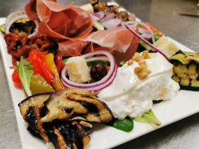 ASSORTIMENT D'ANTIPASTI A L'ITALIENNE 