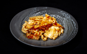 333. Pollo con Funghi e Bambu