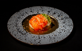 044. Chirashi salmone