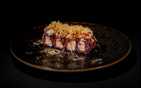 216. Uramaki Black Sake Ten