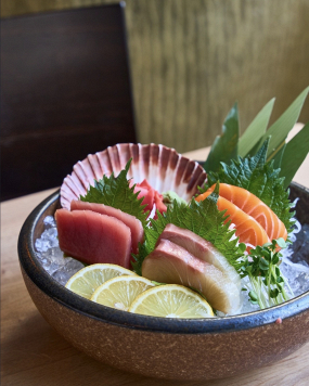33d Sashimi Deluxe