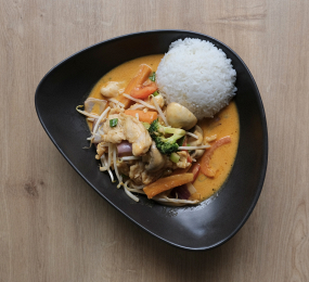 M12 Tom Kha-Kokos