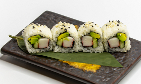 158. Uramaki California