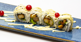 161. Uramaki Chicken Roll