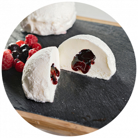 319 Helado Mochi de Cheesecake y Frutas del Bosque