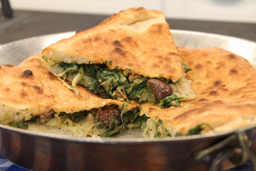 Pizza con Scarola alla Napoletana