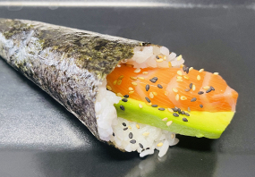 44- Temaki : Avocat Saumon