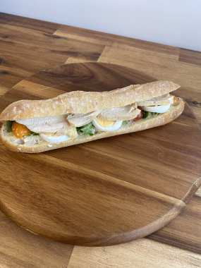 Menu sandwich +entrée ou  dessert + Boisson