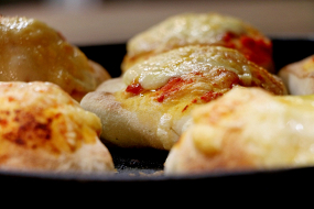 Bułeczki z sosem i serem (5 szt.)