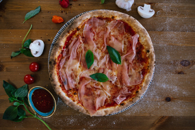PIZZA PROSCIUTTO CRUDO 