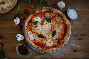 PIZZA MARGHERITA