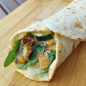 12 Naan-Wrap Hähnchen