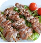 218 Spiedini di vitello alla griglia e salsa dello chef