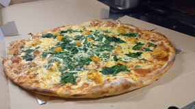 Špenátová pizza s kuř. masem 