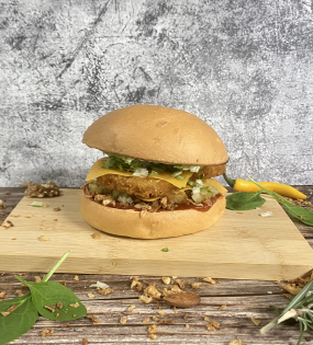 Fake Chicken Cheeseburger (vegetarisch)