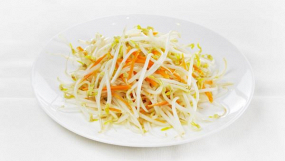 623 Germogli Di Soia Saltato In Padella