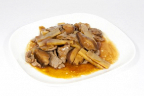 611. Manzo funghi bambù alla piastra