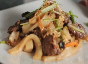 613. Manzo e germogli di soia alla piastra