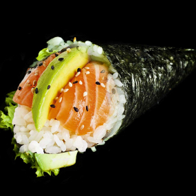 17 temaki Salmone