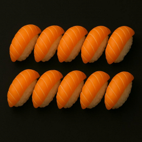  Salmon sushi show