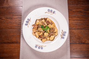 Njoki u umaku od gljiva