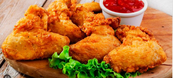 FISCH UND PANIERTEN HÄHNCHEN