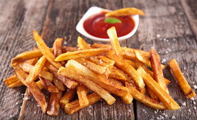 Saladier de frites fraiches