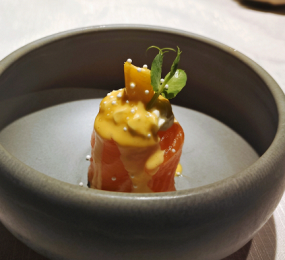 085 GUNKAN PHILADELPHIA E SALSA MANGO