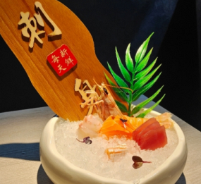 323 SASHIMI HANGOUT 12PZ