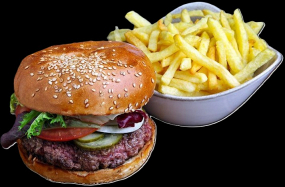 Hamburger von Holzkohlegrill