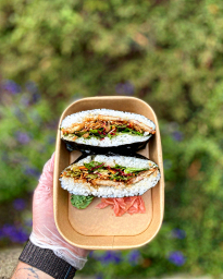 Onigirazu ( sushi sendwich)