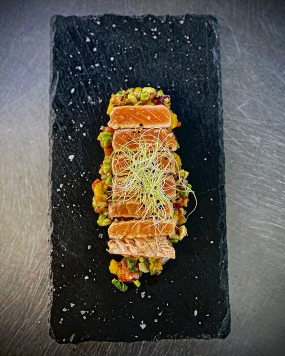 Tataki salmon