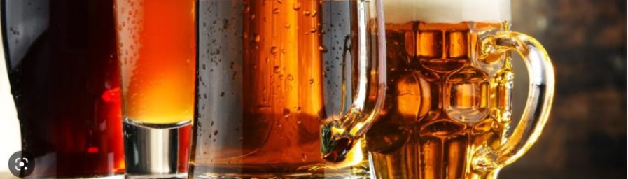 ALKOHOLISCHE GETRÄNKE