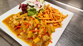 150 g Kuracie prsia s karí korením a čínskou zeleninou / Currys csirkemell kínai zöldségekkel