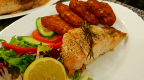 200 g Losos pečený / Sült lazac