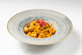 Linguinie cu somon, praz si vodka 