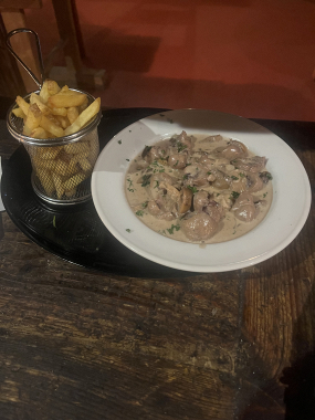 Rognons de veau à la crème de porto et champignons