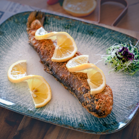 Pastrav in crusta de malai 