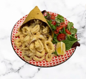 Calamari fritti con patatine fritte