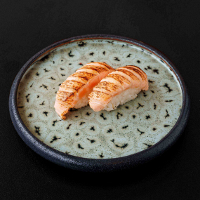 Nigiri Salmone Encendido