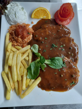 Lendenfilet mit Pfeffersauce